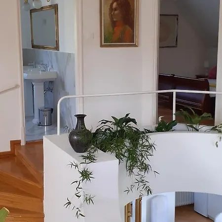 Mariann Apartament *